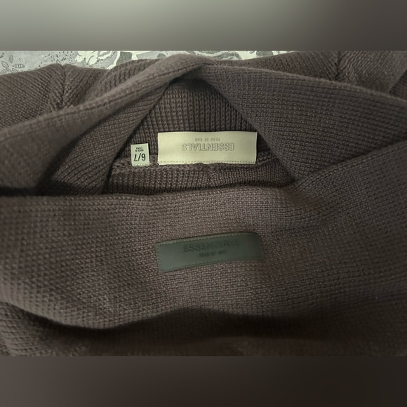 Essential’s Fear of God Knit hoodie - Picture 4 of 7
